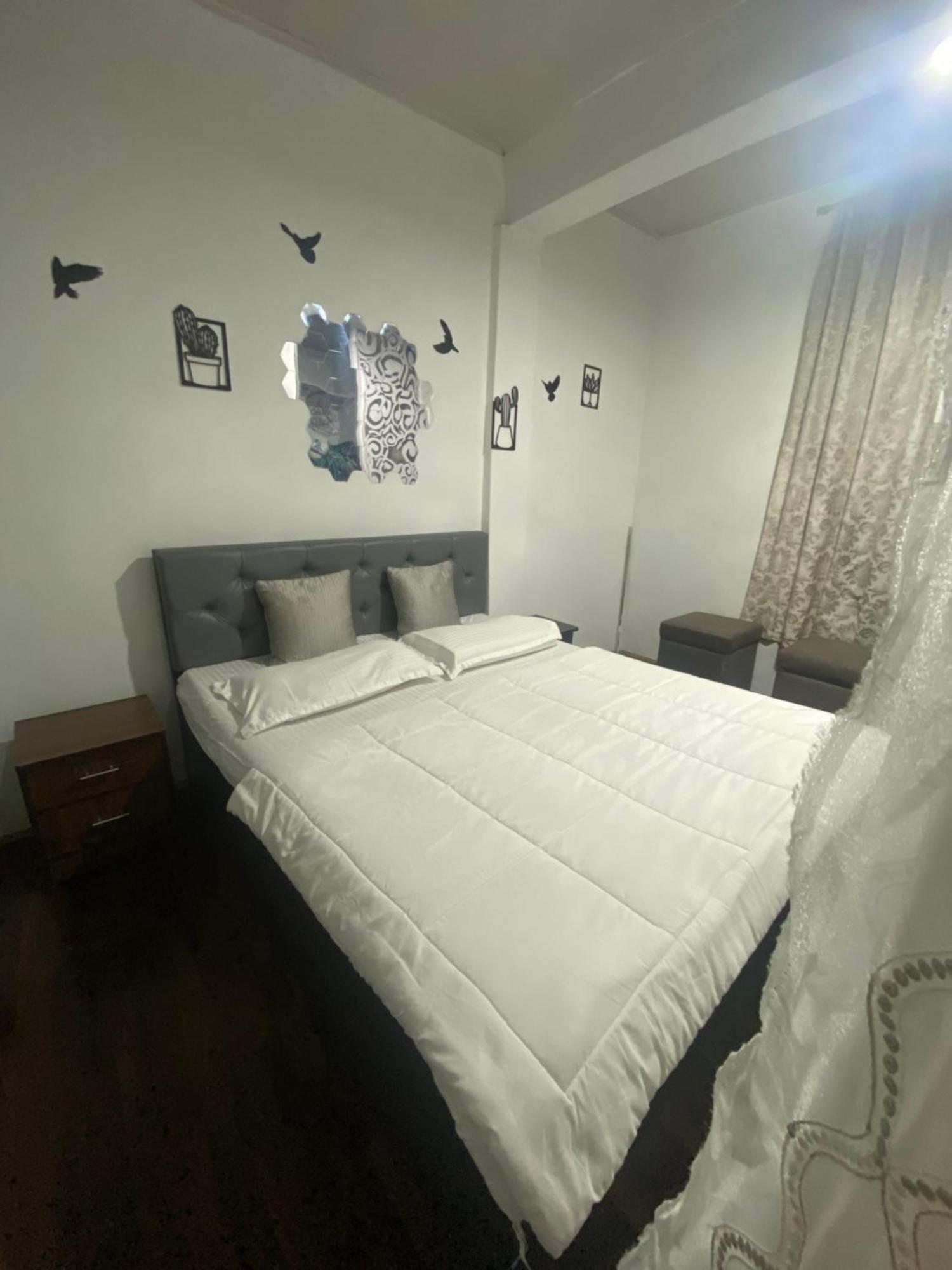 甘托克Noor Lyang公寓 外观 照片